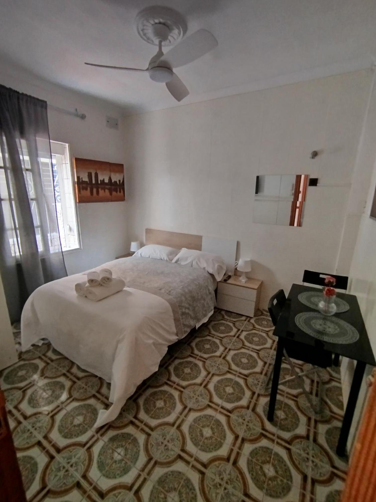 Malaga Center Rooms المظهر الخارجي الصورة